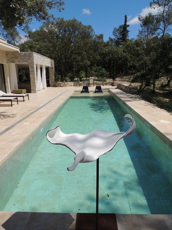 La Villa Kalliste Vacquières 외부 사진