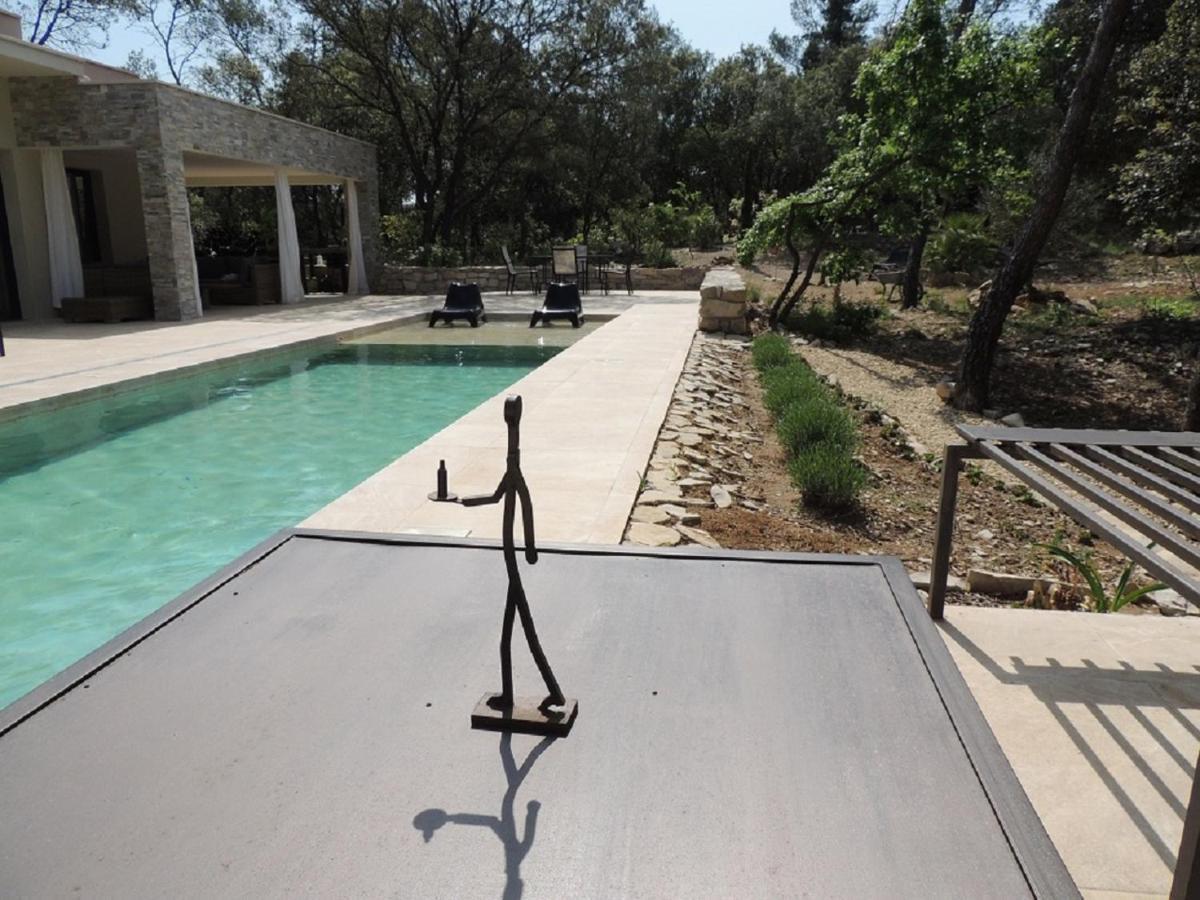 La Villa Kalliste Vacquières 외부 사진