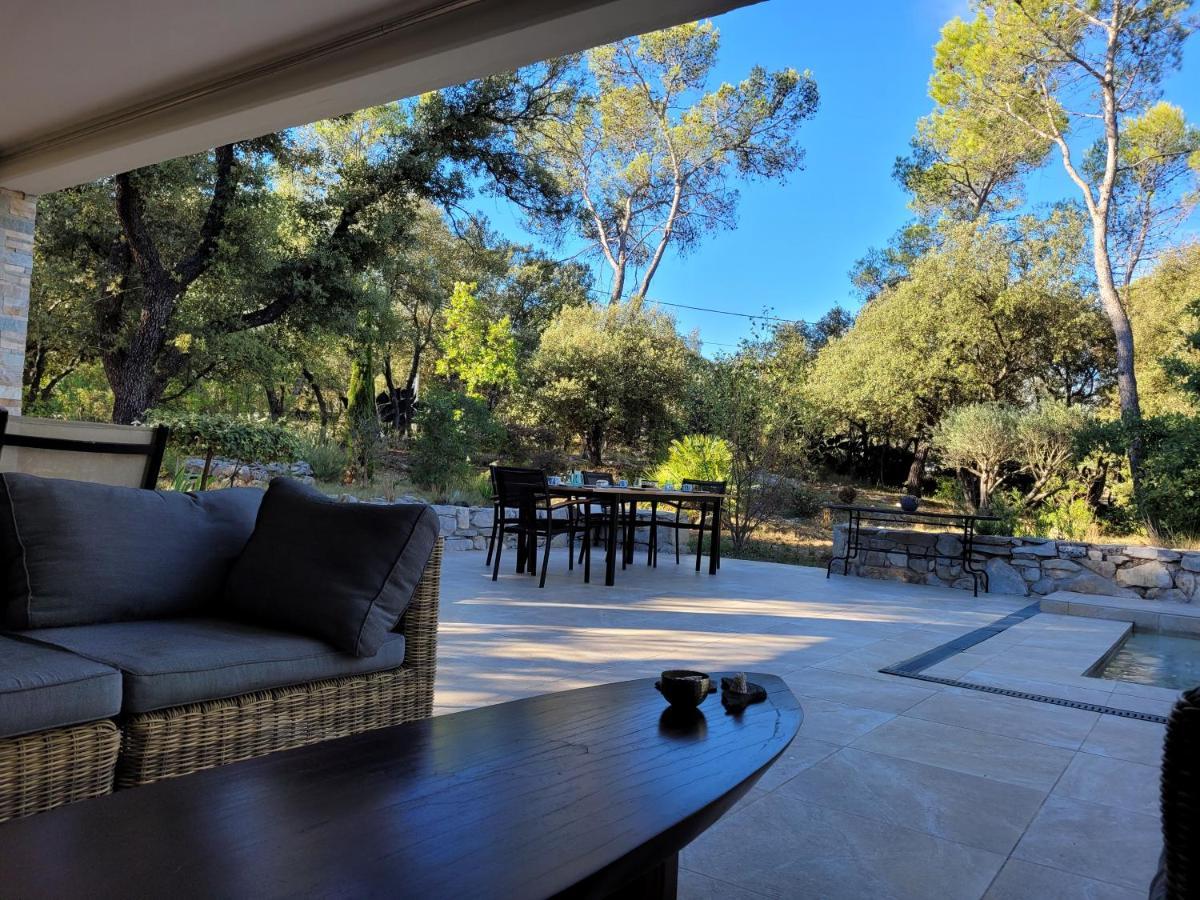 La Villa Kalliste Vacquières 외부 사진